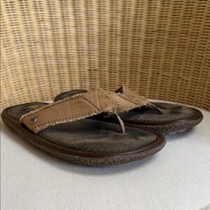 Men’s Distressed Rocket Dog Tan Brown Thong Sandals Size 9